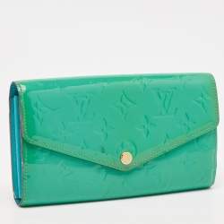 Louis Vuitton Bleu Lagon Monogram Vernis Sarah Wallet