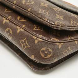 Pre Owned Louis Vuitton Monogram Canvas Pochette Metis Bag