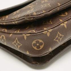 Pre Owned Louis Vuitton Monogram Canvas Pochette Metis Bag