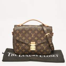 Pre Owned Louis Vuitton Monogram Canvas Pochette Metis Bag