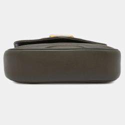 مملوكة مسبقًا Louis Vuitton Green Khaki Leather Multi Pochette New Wave Bag