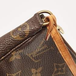 مملوكة مسبقًا Louis Vuitton Monogram Canvas Pochette Accessoires 