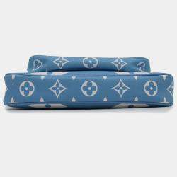 Pre Owned Louis Vuitton Blue Monogram Giant By The Pool Collection Multi Pochette Accessoires Bag