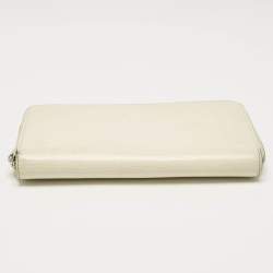 Louis Vuitton Ivory Epi Leather Zippy Wallet