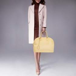 مملوكة مسبقًا Louis Vuitton Citrine Monogram Vernis Alma GM Bag