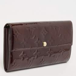 Pre Owned Louis Vuitton Amarante Monogram Vernis Sarah Wallet