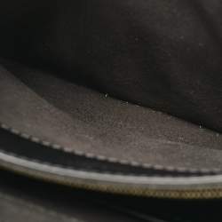 مملوكة مسبقًا Louis Vuitton Black Leather Louise Chain Clutch