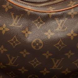مملوكة مسبقًا Louis Vuitton Monogram Canvas Croissant MM Bag