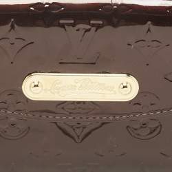 مملوكة مسبقًا حقيبة كلتش لوي فيتون صنست بوليفارد فيرنيه مونوغرامي عنابي