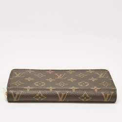 Louis Vuitton Monogram Canvas Zippy Wallet 