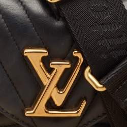 Pre Owned Louis Vuitton Black Quilted Leather New Wave Multi Pochette Bag