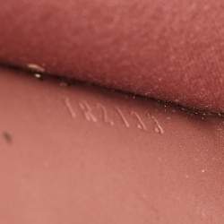 Pre Owned Louis Vuitton Rose Velours Vernis Leather Louise Clutch