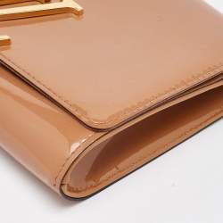 Pre Owned Louis Vuitton Rose Velours Vernis Leather Louise Clutch