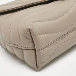 مملوكة مسبقًا Louis Vuitton Taupe Leather New Wave Chain MM Bag