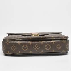 Pre Owned Louis Vuitton Monogram Canvas Pochette Metis Bag
