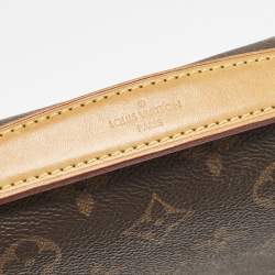 Pre Owned Louis Vuitton Monogram Canvas Pochette Metis Bag