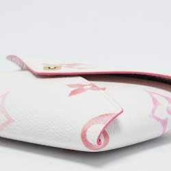 Pre Owned Louis Vuitton Rose/Beige Monogram Giant By The Pool Canvas Kirigami Pochette