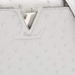 مملوكة مسبقًا Louis Vuitton Grey Ostrich Leather Capucines Mini Bag