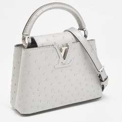 مملوكة مسبقًا Louis Vuitton Grey Ostrich Leather Capucines Mini Bag