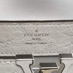 مملوكة مسبقًا Louis Vuitton Grey Ostrich Leather Capucines Mini Bag