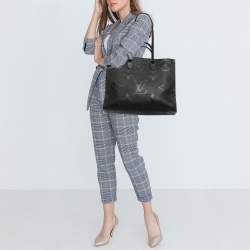 Pre Owned حقيبة لوي فيتون اونتيغو جلد مطبوع مونوغرامي أسود متوسطة