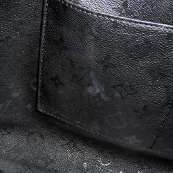 Pre Owned Louis Vuitton Noir, Rouge PVC Tufted OnTheGo GM Tote Bag