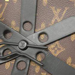 Pre Owned Louis Vuitton Monogram N°7 Wheel Box Shoulder Bag
