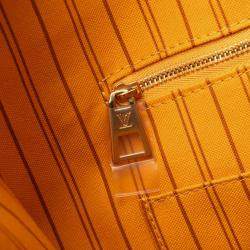 Louis Vuitton Monogram Jungle On the Go GM Shoulder Bag