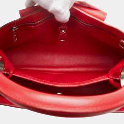 Louis Vuitton Scarlet Red Leather Capucines MM Shoulder Bag