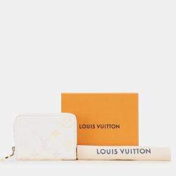 Louis Vuitton White Embossed Lambskin Monogram Lou Wallet Bag