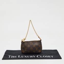 مملوكة مسبقًا Louis Vuitton Monogram Canvas Mini Pochette Accessoires Bag