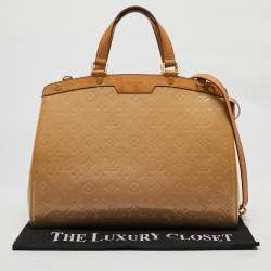 Louis Vuitton Blanc Corail Monogram Vernis Brea GM Bag