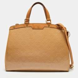Louis Vuitton Blanc Corail Monogram Vernis Brea GM Bag