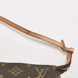 Pre Owned Louis Vuitton Monogram Canvas Pochette Accessories