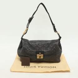 مملوكة مسبقًا حقيبة لوي فيتون بوشت جلد براءة اختراع مونوغرام نوير سوداء