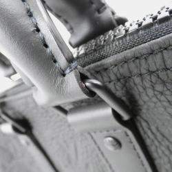Louis Vuitton Black Taurillon Leather Keepall Bandouliere 25 Boston Bag