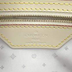 Pre Owned Louis Vuitton Blanc Suhali Leather PM Lock It 