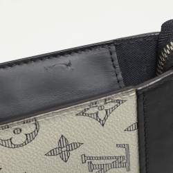 Pre Owned Louis Vuitton x Chapman Brothers White Monogram Savane Canvas Pochette