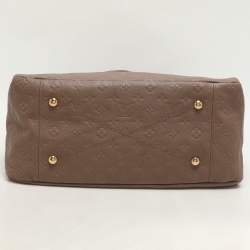 Louis Vuitton Beige Monogram Empreinte Leather Artsy MM Bag