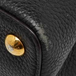 Pre Owned Louis Vuitton Black Leather Capucines BB Bag