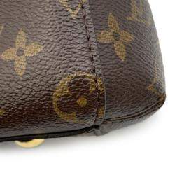 Pre Owned Louis Vuitton Noir/Cream Monogram Montaigne BB Shoulder Bag