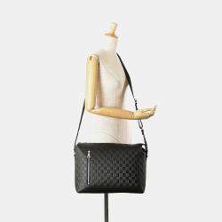 Pre Owned Louis Vuitton Black Damier Infini Discovery Messenger MM