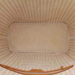 Pre Owned Louis Vuitton White Damier Azur Neverfull MM