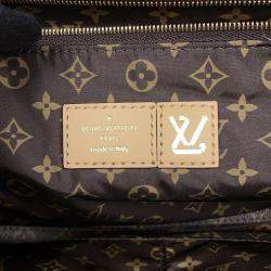 Louis Vuitton Lv Pillow Onthego Beige Monogram Recycled Nylon Size Gm