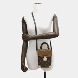 Louis Vuitton Camera Box Noir Monogram Monogram Reverse Canvas