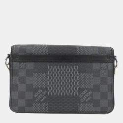 Pre Owned Louis Vuitton 3D Studio Messenger Black Damier Graphite Shoulder Bag