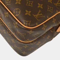 Louis Vuitton Reporter GM Monogram Canvas Shoulder Bag