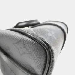 Louis Vuitton Monogram Eclipse Reverse Keepall Bandouliere 25 cm Boston Bag
