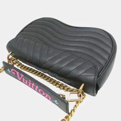 Louis Vuitton New Wave Chain Bag Mm Shoulder Leather Black