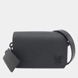 Louis Vuitton Lv Aerogram Fast Line Wearable Wallet Shoulder Bag